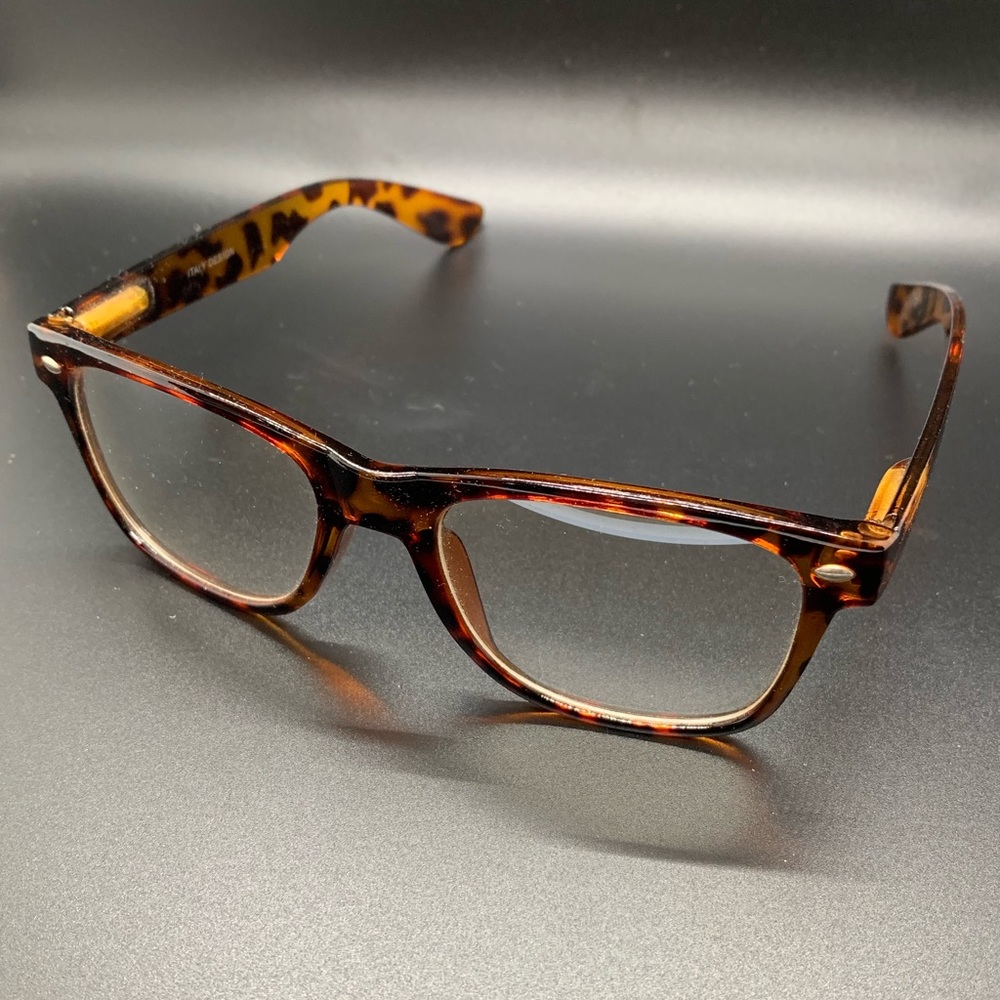 Tortoise Shell Fashion Eyeglasses